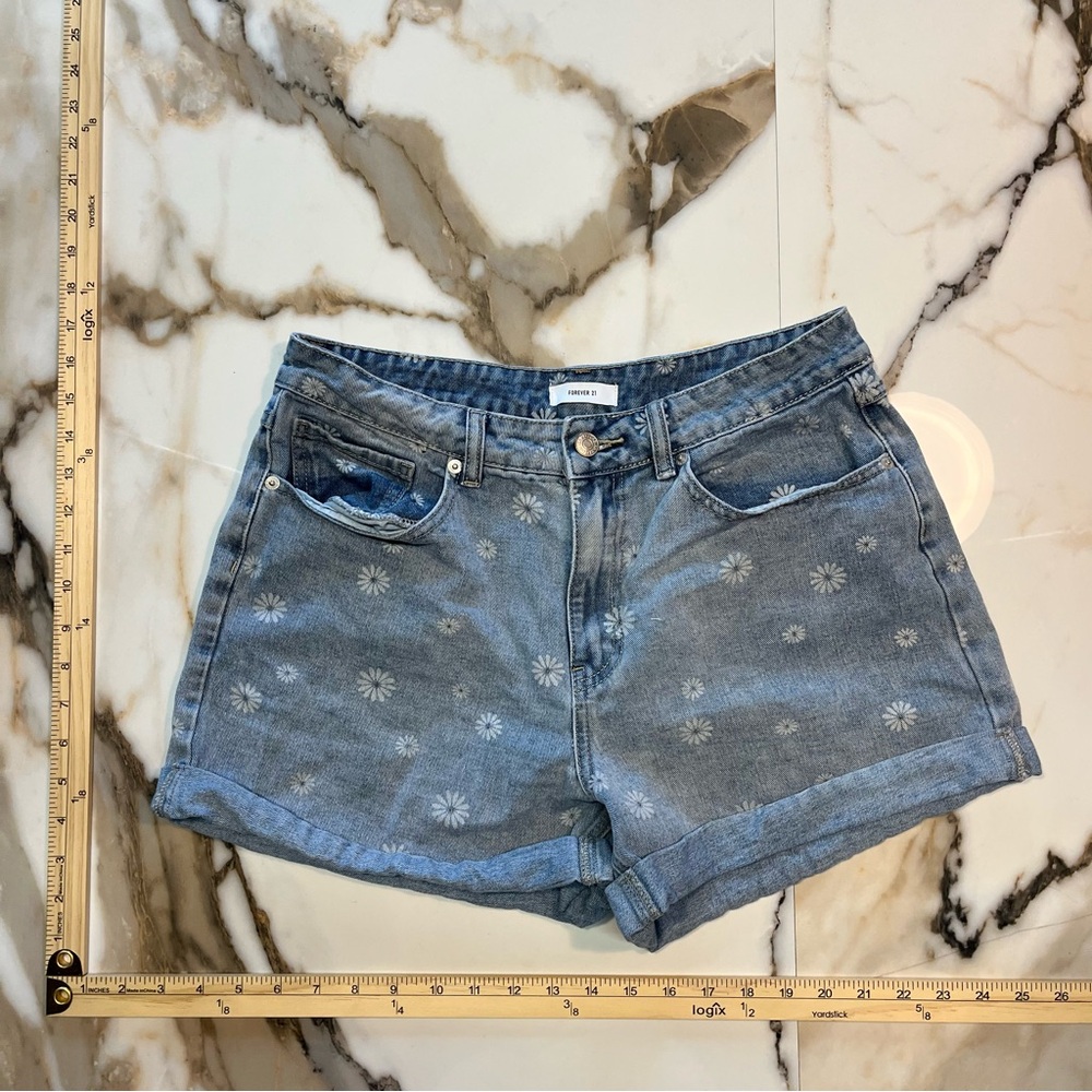 Forever 21 Light Blue Denim Daisy Print Rolled Hem Shorts